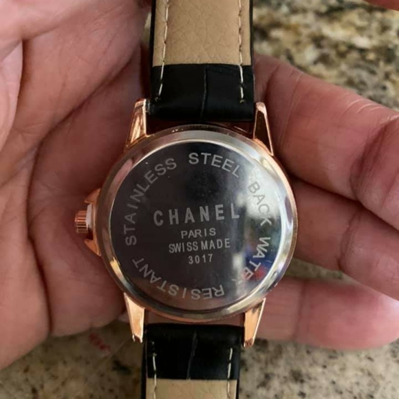 Ladies Watch - Picture 3 of 3